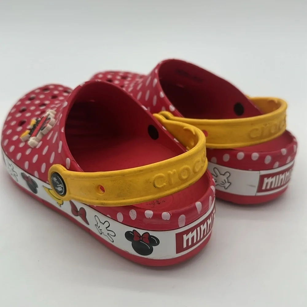 CROCS vibrant clogs